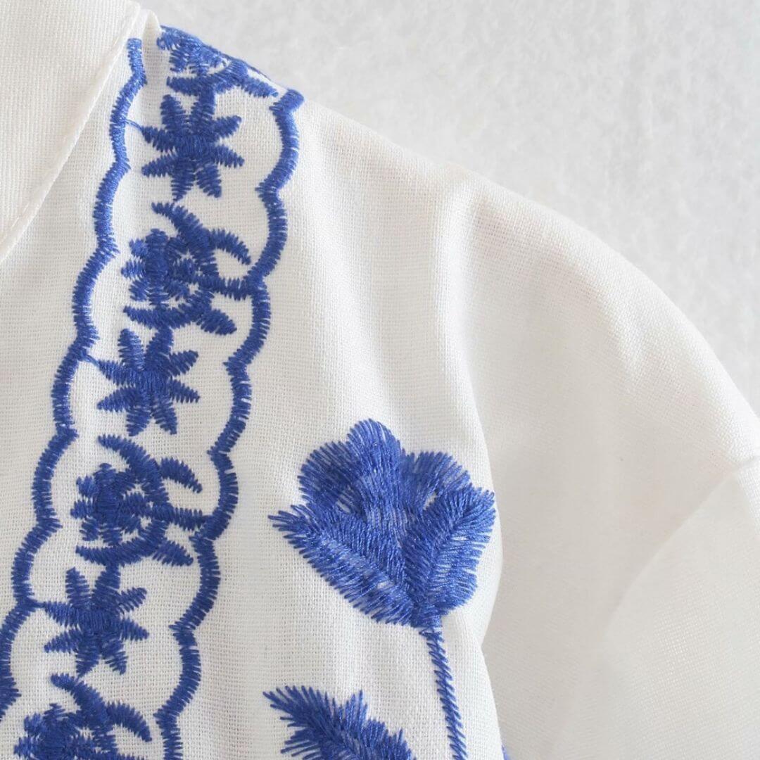 Blusa Feminina Flores do Outono